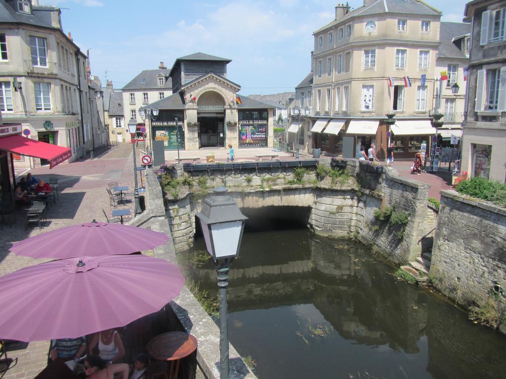La Plus Petite Maison De France Bayeux Phòng bức ảnh