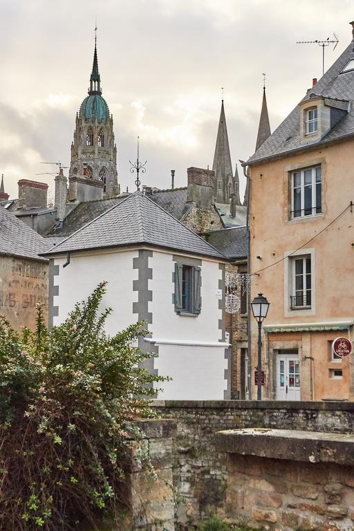 La Plus Petite Maison De France Bayeux Ngoại thất bức ảnh
